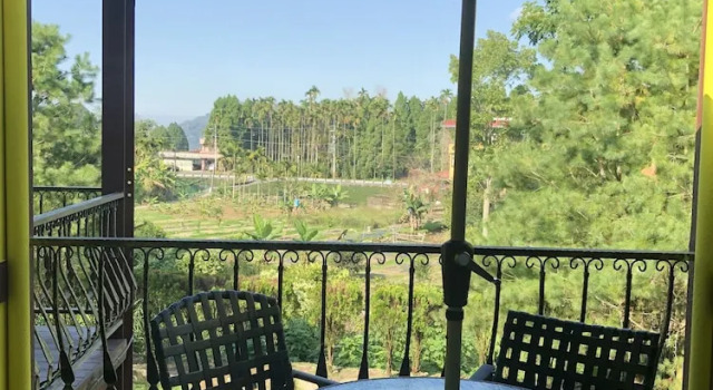 Четырёхместный номер Standard с балконом Sitou Peach Villa B&B