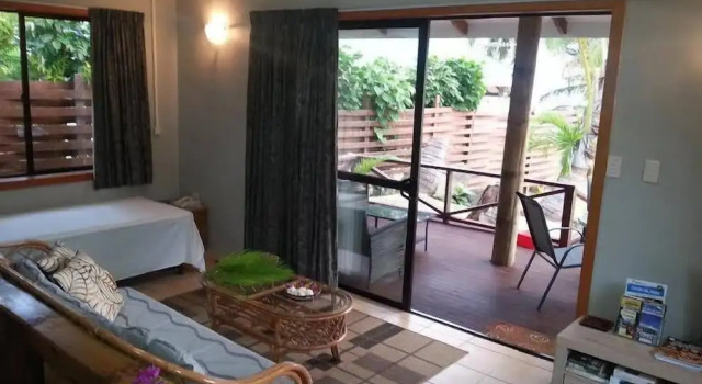 Бунгало Premium с балконом и рядом с пляжем Sunset Palms Rarotonga