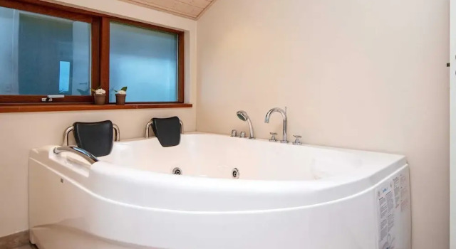 Коттедж 6 person holiday home in Tarm
