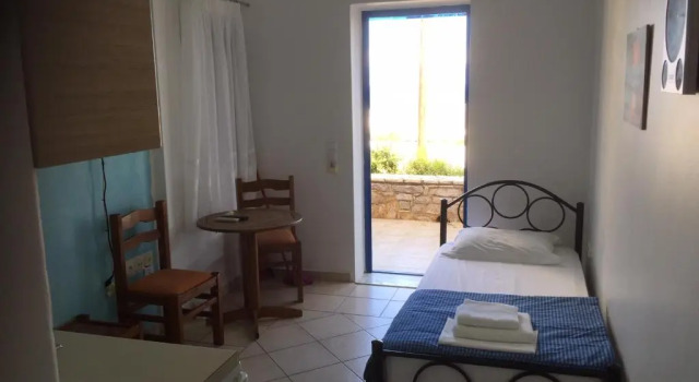 Студия Pantonia Apartments