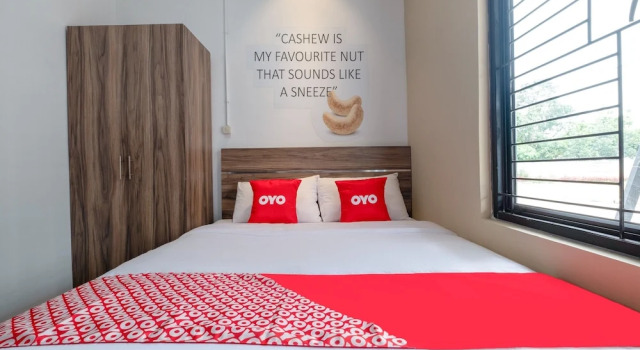 Walnut Inn G-10 by OYO Rooms