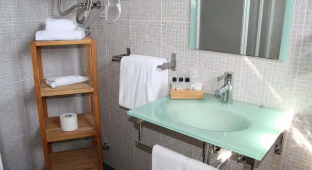 Трёхместный номер Standard Hostal Boutique Los Geranios del Pinar