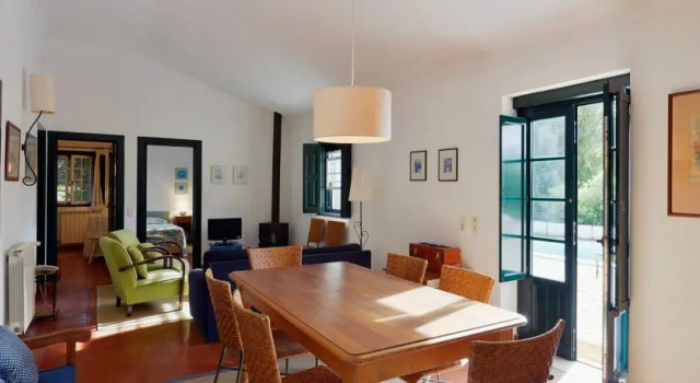 Feels Like Home - House Sintra