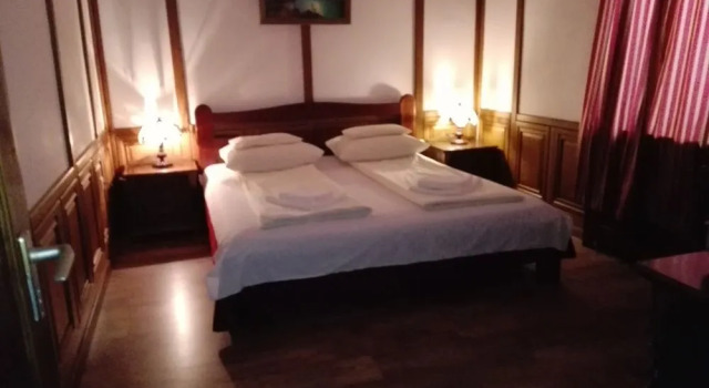Svajci Lak Pension