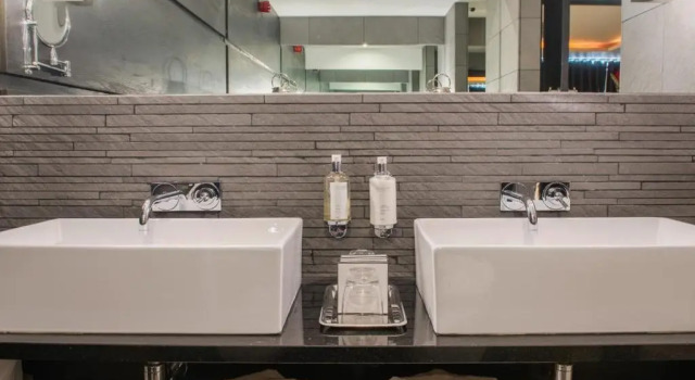 Номер Standard Пентхаус The Vincent Hotel