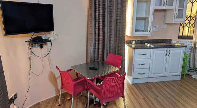 Люкс Superior с балконом Oslo Gardens Bed & Breakfast