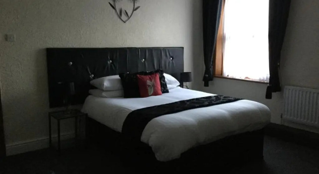 Woodlands Guest House, Забронировать Гостевой дом Отели Англии с завтраком, Завтраки