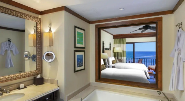 Четырёхместный номер Standard с балконом и oceanfront JW Marriott Guanacaste Beach Resort