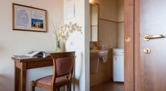 Четырёхместный номер Standard Bed & Breakfast Suvereto