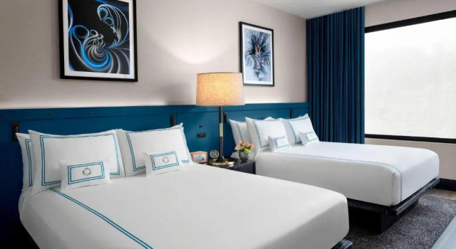 Четырёхместный номер Standard The Oaklander Hotel, Autograph Collection