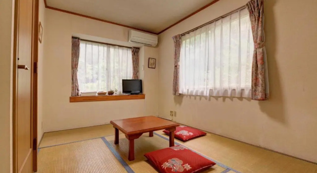 Трёхместный номер Standard Blue Marble