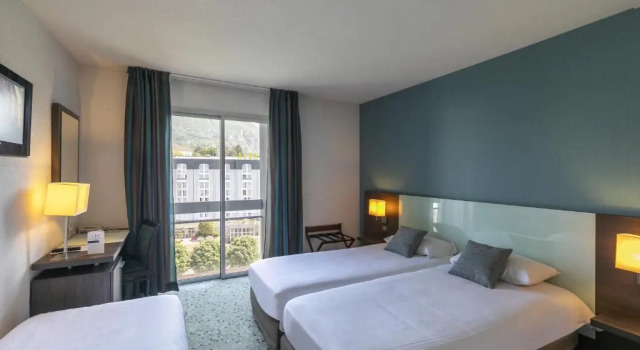 Трёхместный номер Standard Hôtel Miramont
