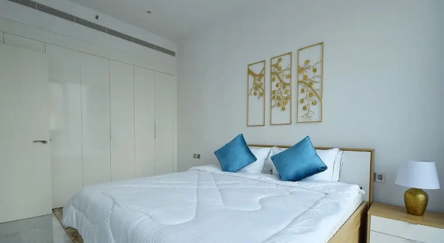 The Pad by Omniyat, Забронировать Отель Отели Эмирата Дубая с бассейном, рядом с Al Wajeha Al Maeyah Marine Transport Station, Бассейн
