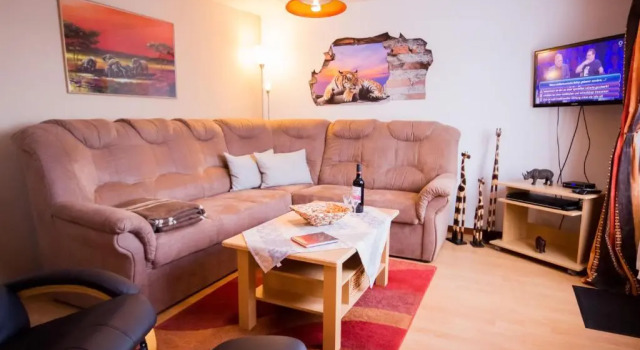 Haus-Karin-Ferienwohnung-1, Забронировать Отель Отели Бюзум 3 звезды, рядом с Интерактивный музей Phänomania в городе Бюзум, 3*