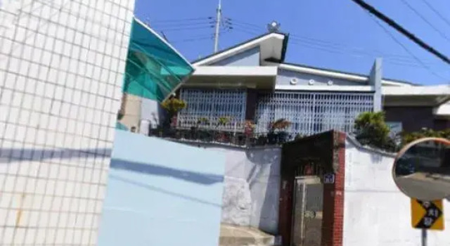 Yeosu Exporo Pension, Забронировать Отель Йосу Чолла-Намдо, рядом с Храм Чхунминса