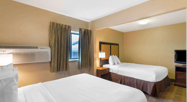 Четырёхместный люкс Extended Stay America Suites - Cincinnati - Blue Ash - Reagan Hwy