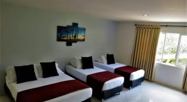 Четырёхместный номер Standard Hotel Campestre Santa Catalina