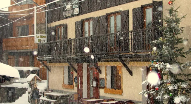 Hôtel Le Lievre Blanc, Book Hotel Vars Hautes-Alpes