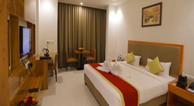 Люкс V One Hotel-Ambara Elite