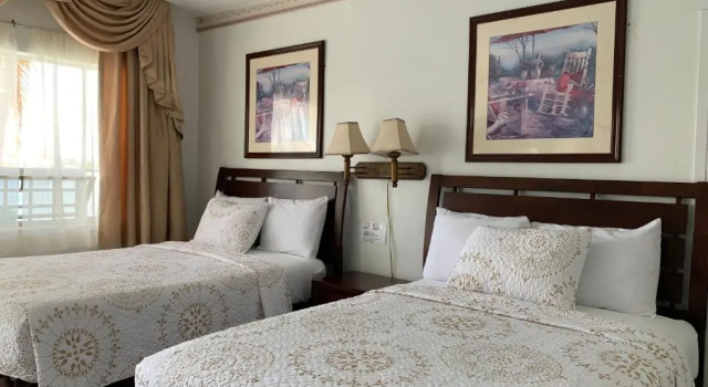 Двухместный номер Standard с балконом International Inn Underbay