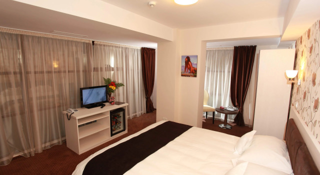West Plaza Residence, Prenota Hotel Settore 6 Bucarest