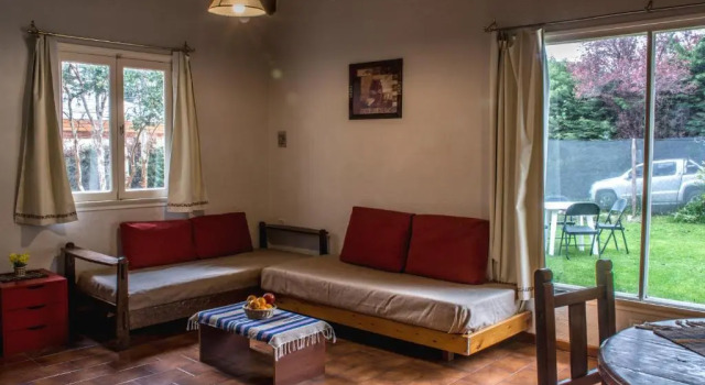 Michay, Bungalow 4pax, a 50 Mts Del Lago., Забронировать Отель Отели Рио-Негро с парковкой, Парковка
