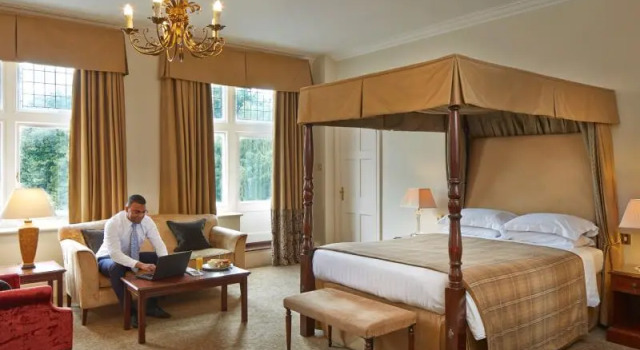 Двухместный номер Executive Macdonald Berystede Hotel & Spa