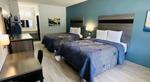 Четырёхместный номер Standard Цокольный этаж Crosby Travel Lodge and RV Park