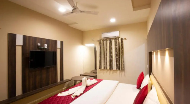 Люкс Deluxe Ponnis Hotel
