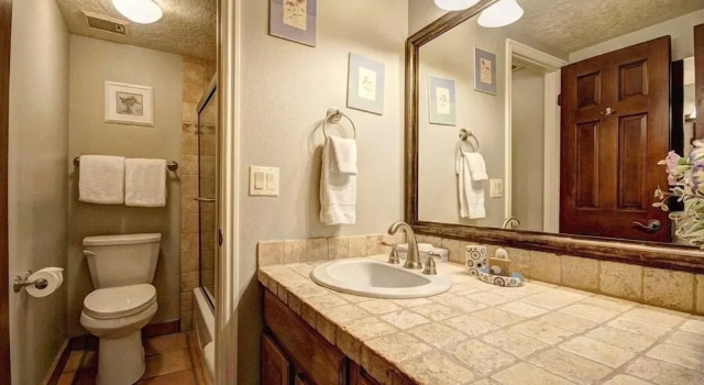 Номер Standard Park Station 140 2 Bedroom Condo by RedAwning
