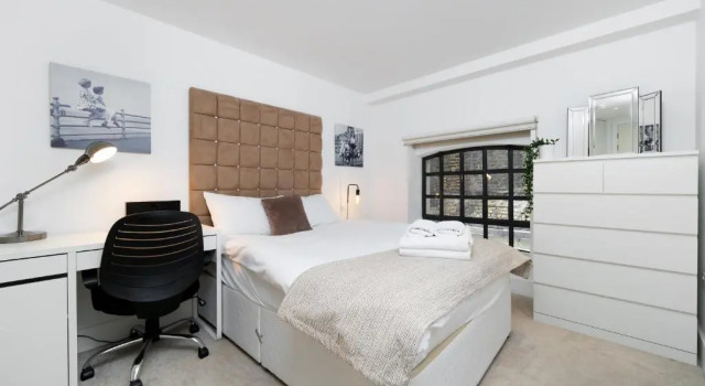 NEW 2 Bedr 3 Beds 2,5 Bath COVENT GARDEN, 예약 아파트 Titsey Surrey