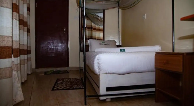 Greenvale Hotel