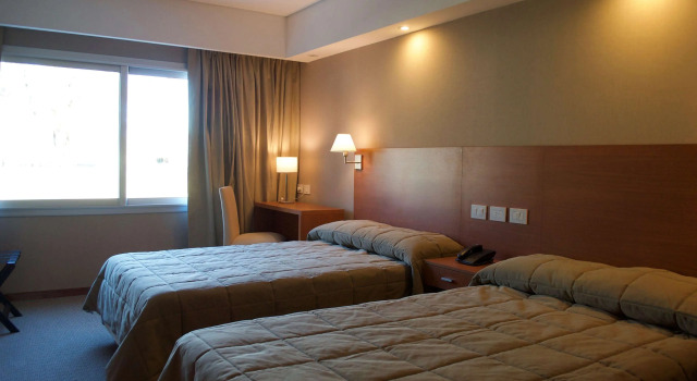 Howard Johnson Marinas & Resort, Забронировать Курортный отель Сан-Педро провинция Буэнос-Айрес