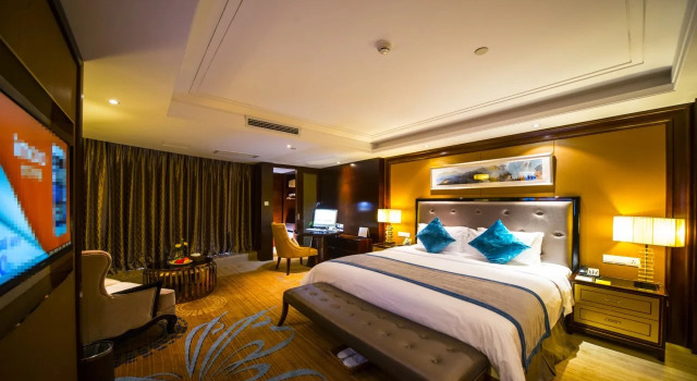 Chengdu Rising Butterfly Hotel, Забронировать Отель Отели Лунцюанььи 4 звезды, 4*