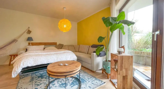 Souterrainwohnung mit großem Garten und Sauna, Забронировать Отель Кассель земля Гессен