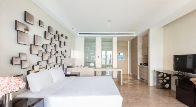 Номер Grand Yuejia Sea Apartment Phoenix Island
