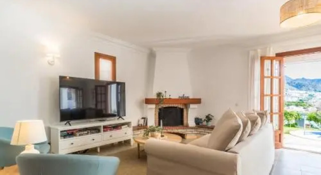 Villa Angeles Nerja, Забронировать Апартаменты/квартира Апартаменты Нерха, рядом с Церковь Эль-Сальвадор, Апартаменты/квартира