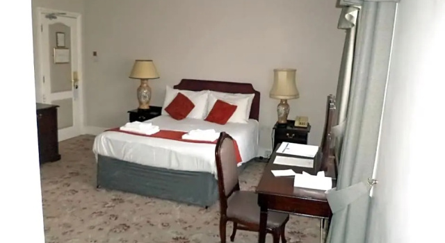 Семейный номер Standard Royal Victoria Hotel