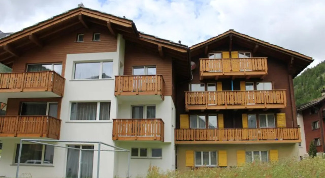 Haus Weideli, Dammstrasse 7, Prenota Appartamento Hotel a Canton Vallese con parcheggio, Parcheggio
