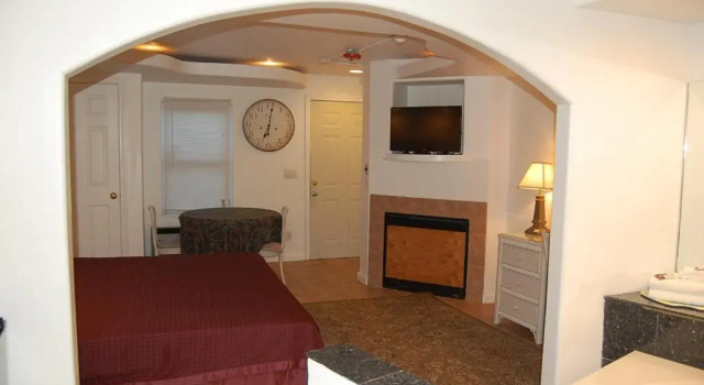 Люкс Point 1 Resort & Motel