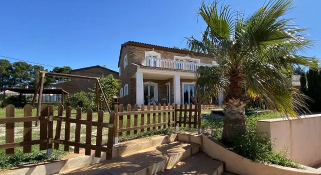 Вилла Villa Buena Vista - 5 bedroom fully air-conditioned villa with private swimming pool