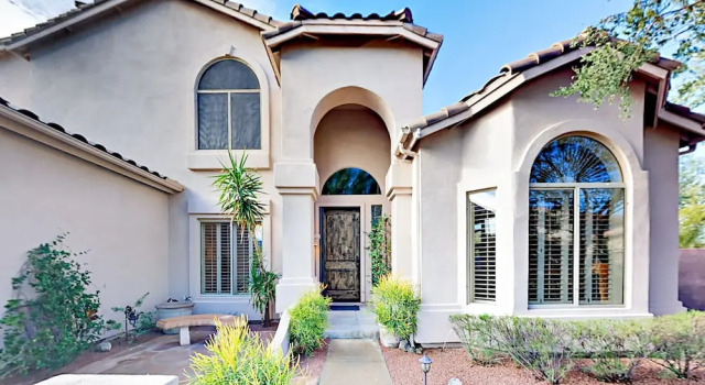E Sandia Circle - 5 Br Home