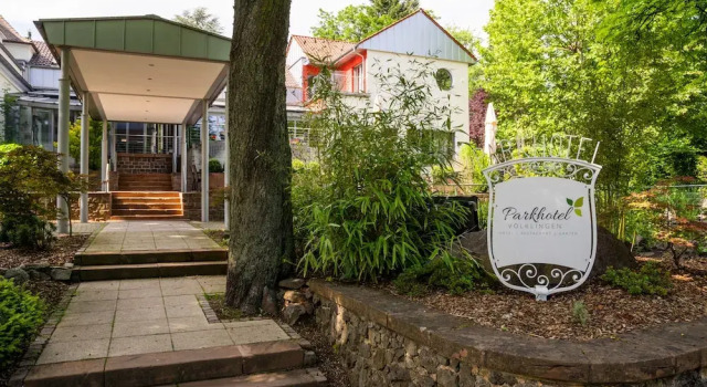 Parkhotel Albrecht, Забронировать Отель Фёльклинген 