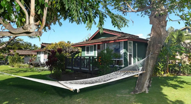 Бунгало Deluxe с видом на сад Nona Lani Cottages