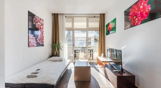 Коттедж Cozy Studio With Pool Beach Access - Lulebora