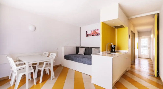 Апартаменты Standard c 1 комнатой с балконом и с видом на сад Apartamentos Sunway Amapola