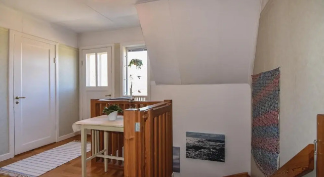 4 Bedroom Gorgeous Home In Motala, Book Hotel  