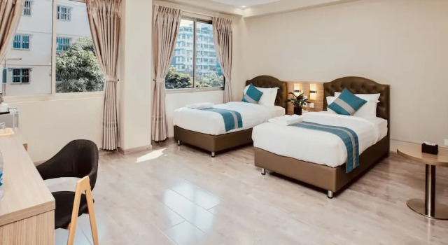 Двухместный номер Royal SERENE Stays Hotel