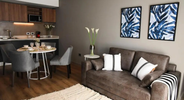 Люкс Superior Hotel Soho Suites