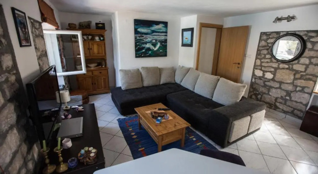 Holiday Home Kvarantan, Rezerwuj Apartament Hotele w Split-Dalmatia County z parkingiem, Parking